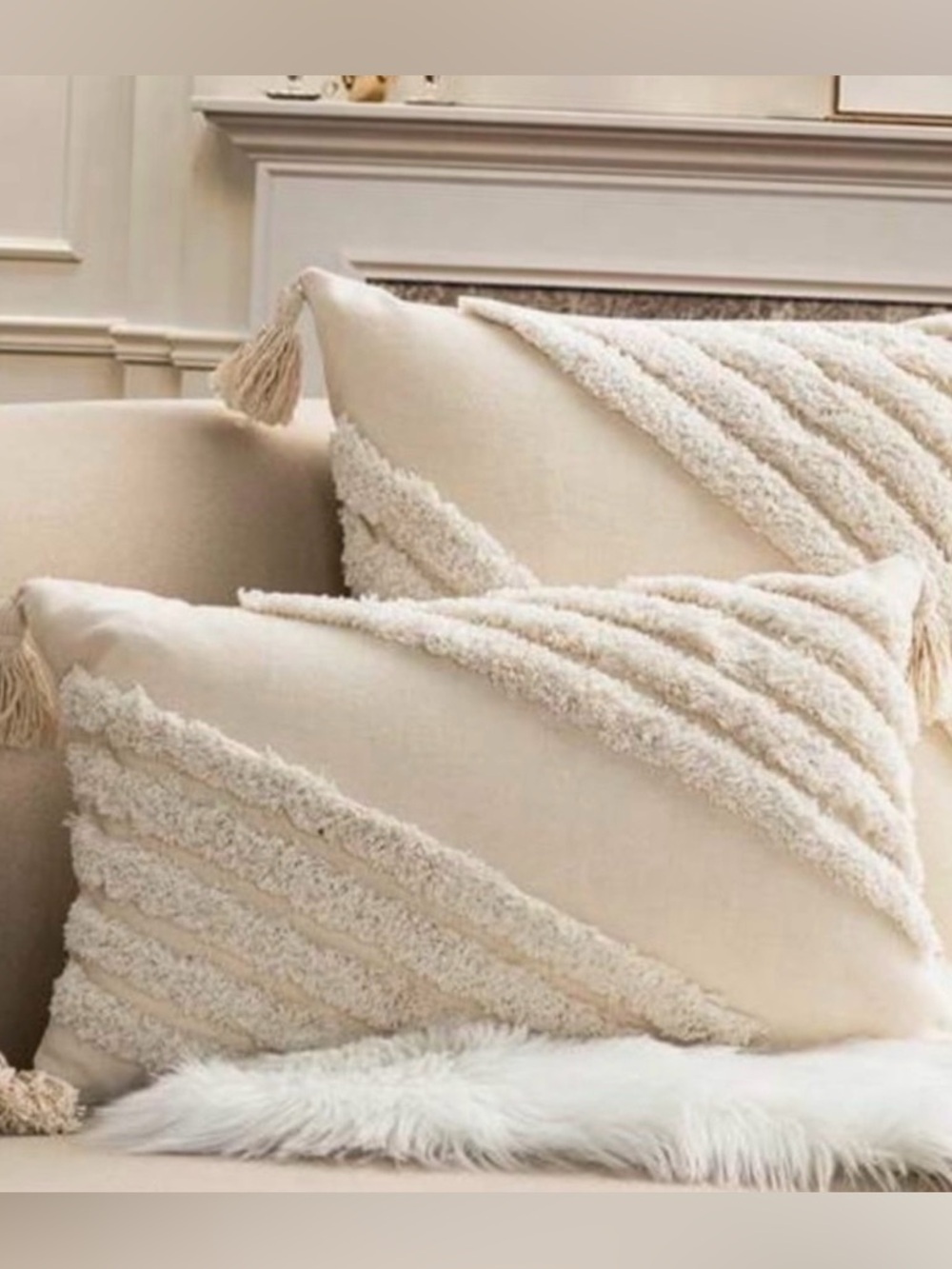 🤍 Boho Tufted Throw Pillow Covers with Tassels - Super Soft Stripes